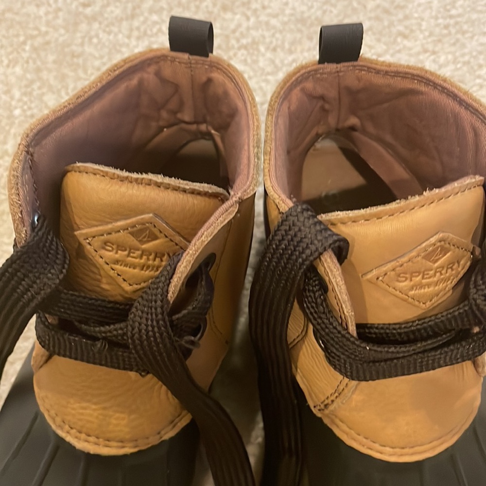 Sperry Classic Duck Boots Size 8 - Picture 4 of 6